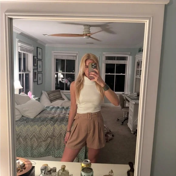 Sugar Lips Shorts - Picture 1 of 8